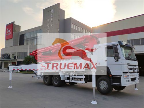 38m臂架泵車.jpg 38m臂架泵車.jpg